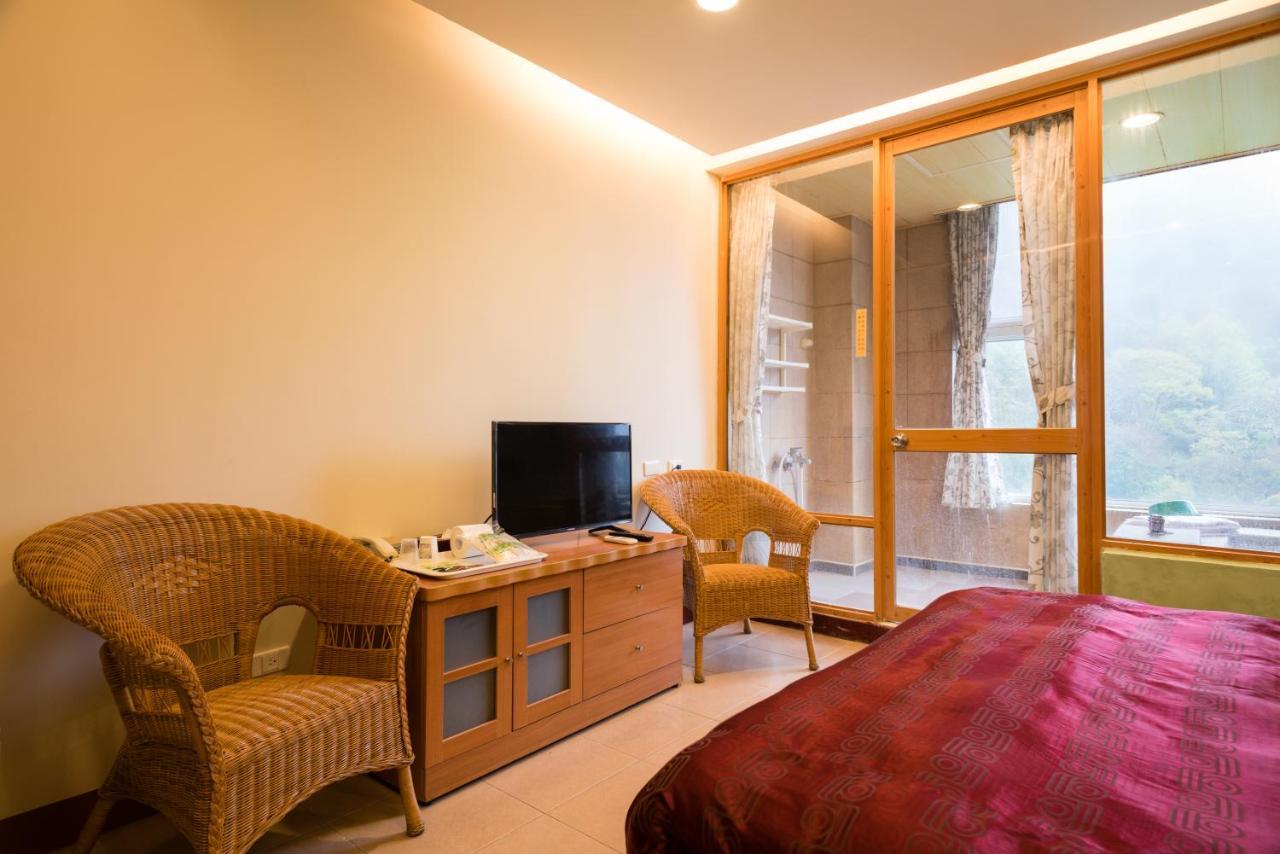 Crystal Hotel ريناي المظهر الخارجي الصورة