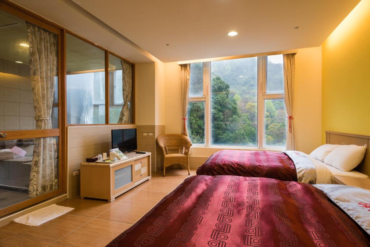 Crystal Hotel ريناي المظهر الخارجي الصورة