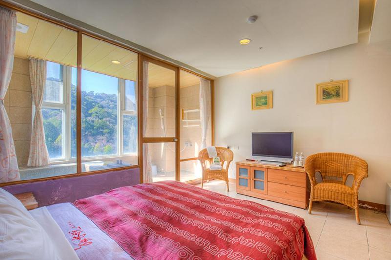 Crystal Hotel ريناي المظهر الخارجي الصورة