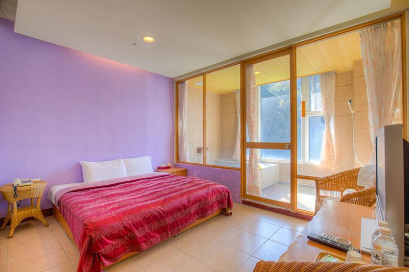 Crystal Hotel ريناي المظهر الخارجي الصورة